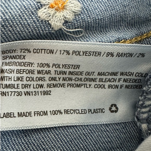 Cat & Jack Jeans Girls 4T Blue Denim Super Stretch Skinny Embroidered Floral - Picture 3 of 8